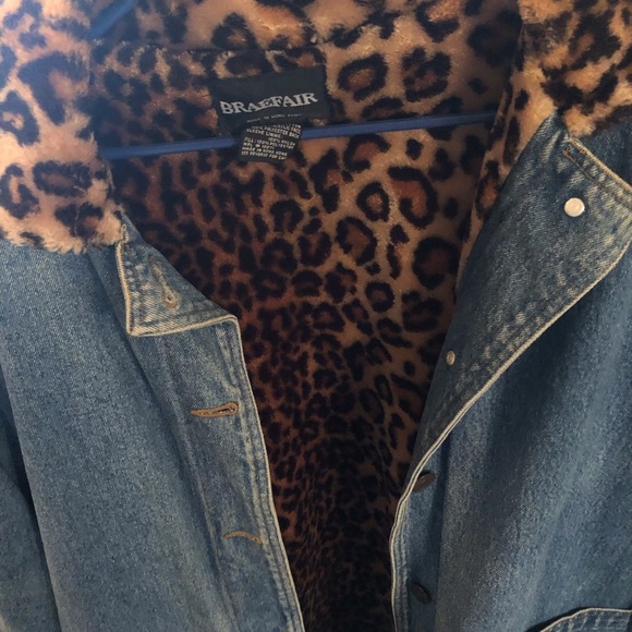 Beautiful leopard print denim jacket for sale!!! - Picture 7 of 8